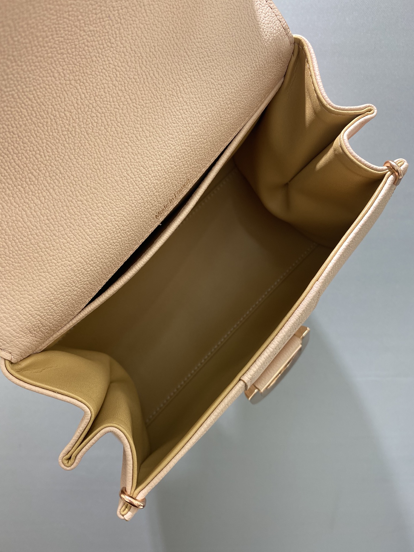 델보 브리앙 MM 토고백 스몰